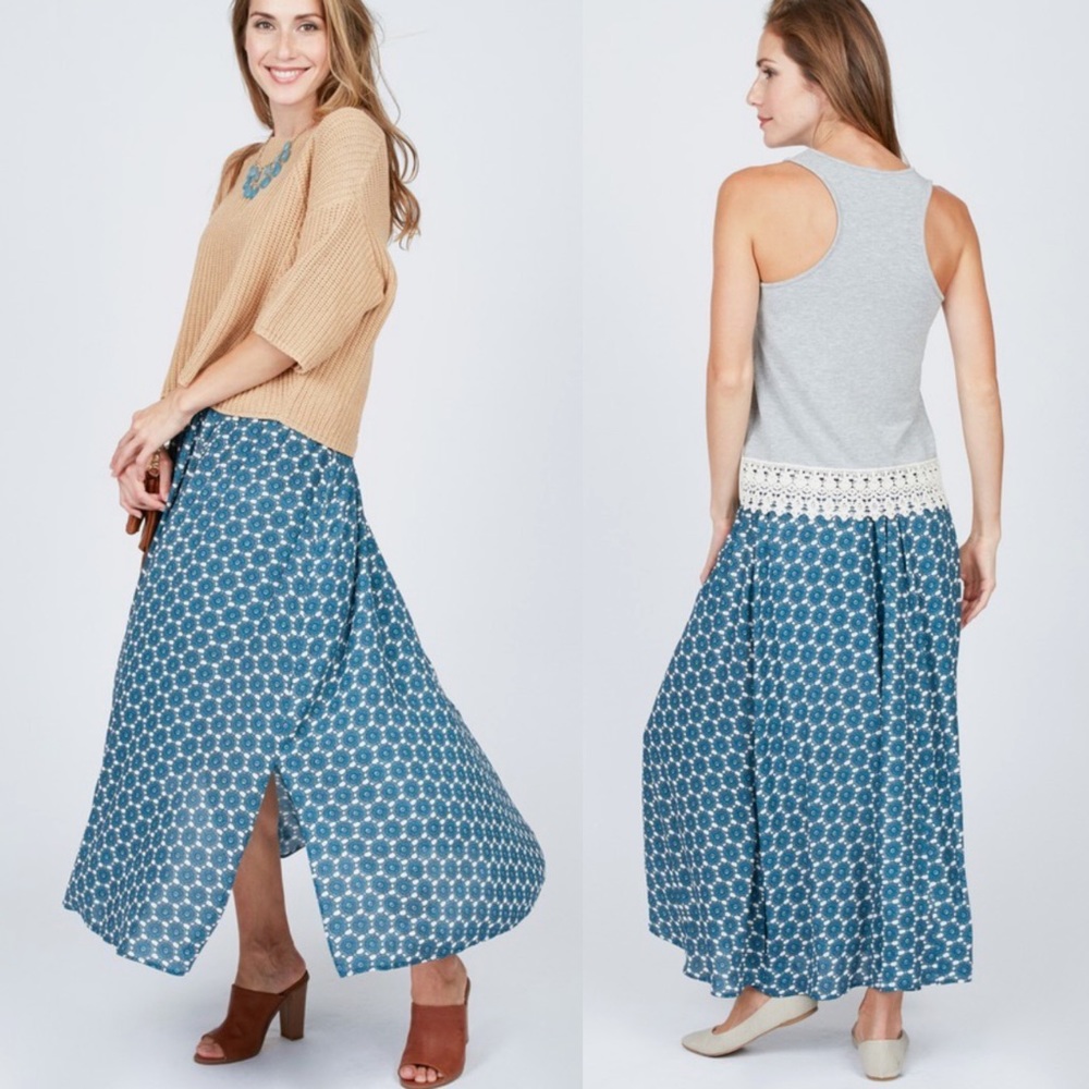 Octavia Medallion Maxi Skirt EUC